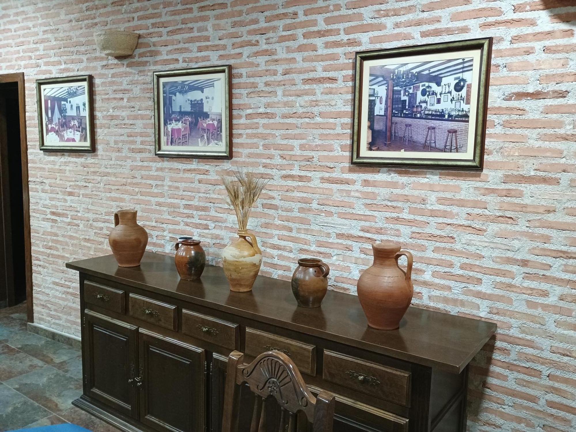 Hostal La Roda Villaluenga Exteriér fotografie